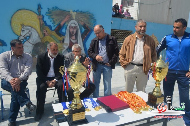 فيديو: الثانوية الشاملة واختتام الدوري الرياضي لكرة القدم المصغرة على اسم الشهيد صهيب فريج 